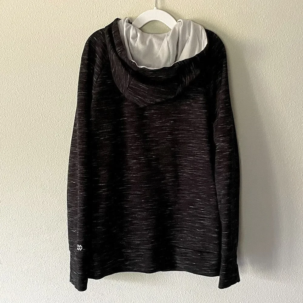 Youth All-In-Motion Black, Speckled Full-Zip Long-Sleeve Jacket. Size Medium.